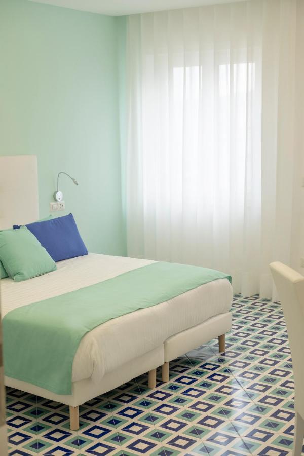 Domus Sole Bed & Breakfast Sorrento Eksteriør bilde